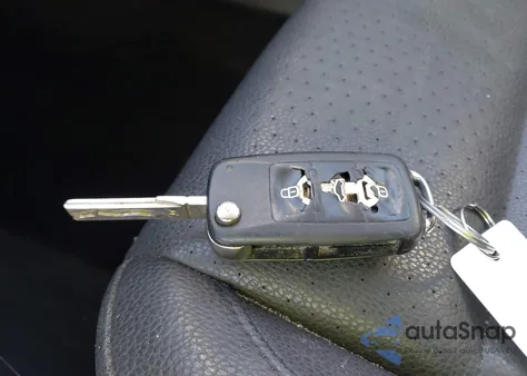 2011 Volkswagen Tiguan Se from USA, damaged, VIN WVGAV7AX4BW517047